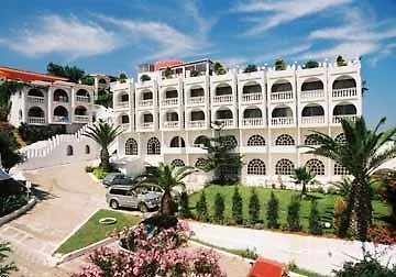 Hotel White Castle Káto Achaḯa
